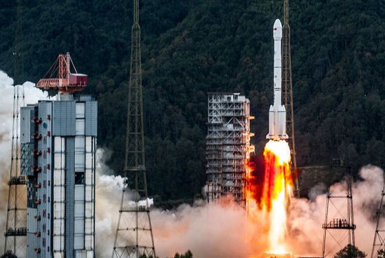 Китай осуществил успешный запуск экспериментального спутника связи