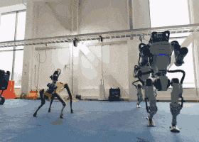 Роботы Boston Dynamics научились паркуру: видео впечатляет!