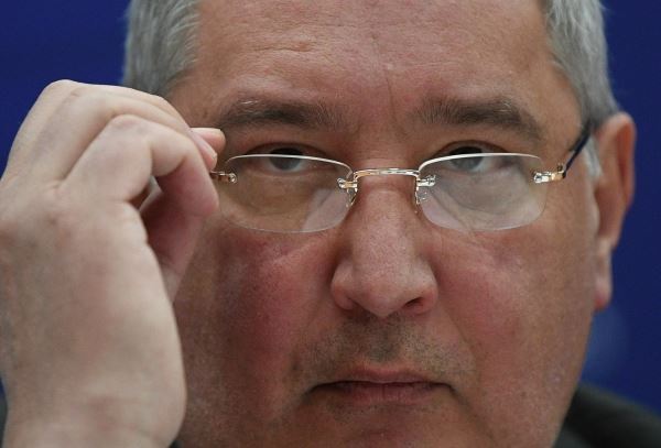 Рогозин назвал причину незапланированного включения двигателей модуля «Наука» 